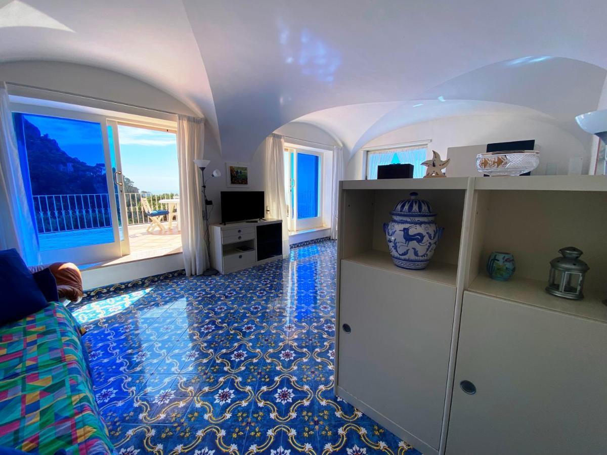 Regina Di Capri - Suite Vista Faraglioni Luaran gambar
